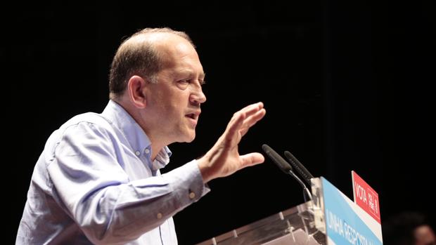 Xoaquín Fernández Leiceaga en un mitin de la campaña de las autonómicas