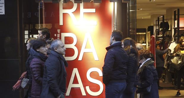 El sector del comercio da hoy el pistoletazo de salida a las rebajas de invierno