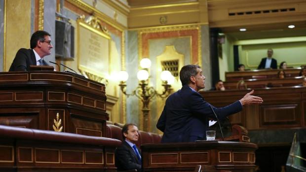 Toni Cantó durante su intervención en el Congreso