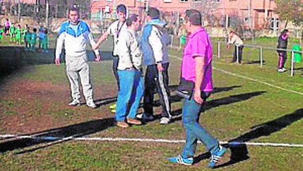Altercado en un partido de fútbol aficionado disputado en León