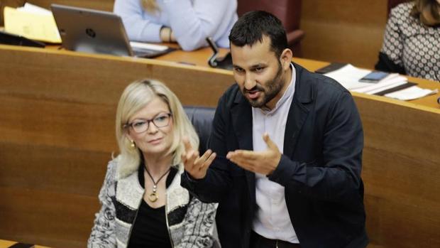 El conseller Vicent Marzà, en una sesión de control en las Cortes Valencianas