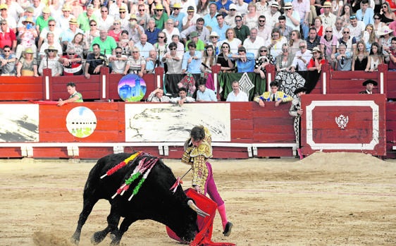 La fiesta de los toros llena plazas en verano