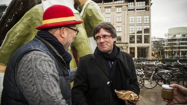 Carles Puigdemont, de turismo en Gante