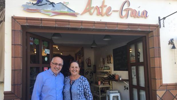 El presidente grancanario, Antonio Morales, y Juanate Gil Falcón