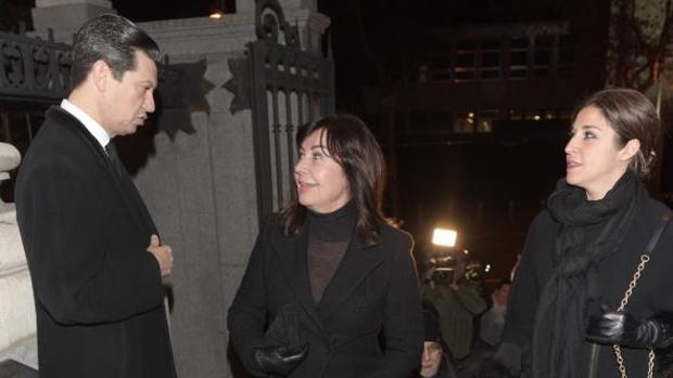 Familiares de Carmen Franco, a su llegada al funeral en memoria de la difunta