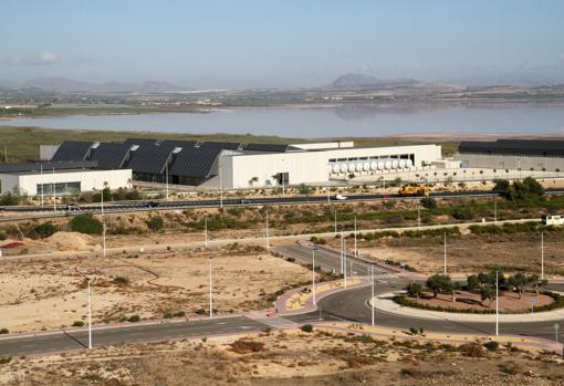 Imagen de archivo de la planta desaladora de Torrevieja