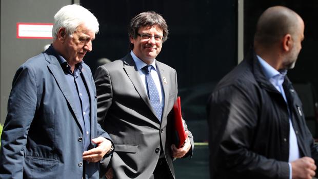 Puigdemont, en Berlín, con el empresario José María Matamala