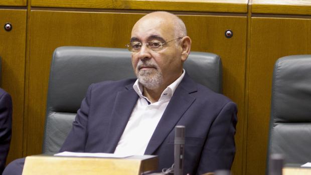 El portavoz del PSE en el Parlamentovasco, José Antonio Pastor