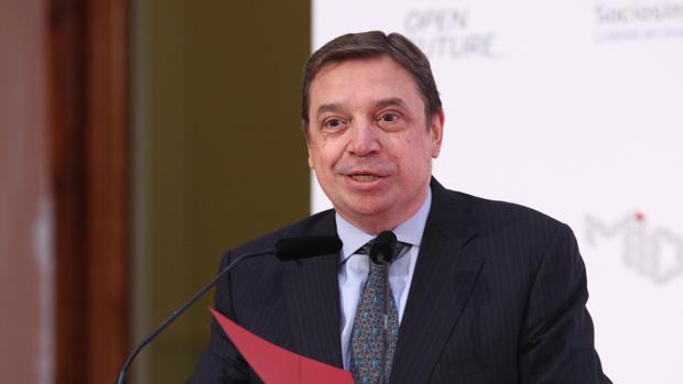 Luis Planas, actual ministro de Agricultura en la enterga de los premios Pascual Startup