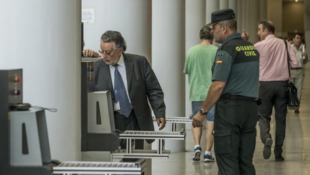 Alfonso Grau, en la Ciudad de la Justicia, en una imagen de archivo