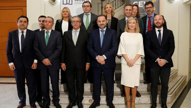 Imagen del jurado de los galardones