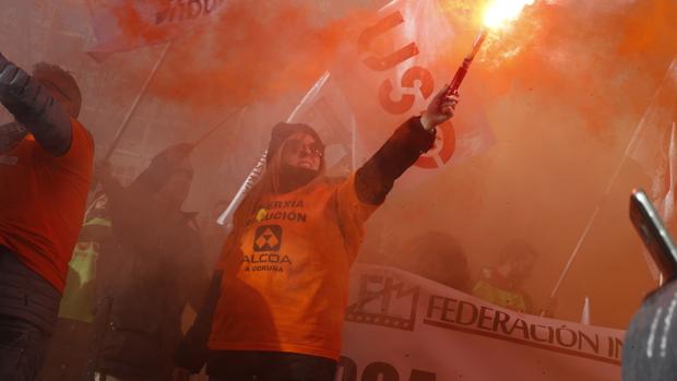 Protesta de los trabajadores de Alcoa en Madrid