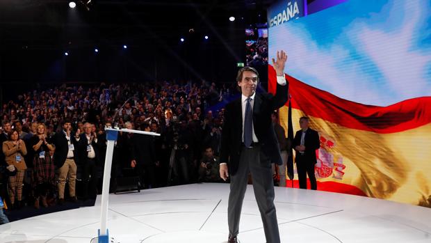 El presidente del Gobierno José María Aznar, en la Convención Naciional del PP