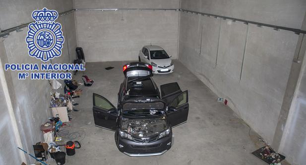 Coches robados por la organización para su negocio ilegal