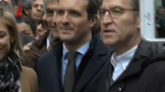 Casado, acompañado por Feijóo, en Colón