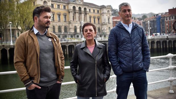 Gabriel Rufian, Mertxe Aizpurua y Oskar Matute
