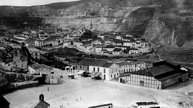 Antiguo poblado de Minas de Rio Tinto (Foto, elrincondeneftali.mforos.com