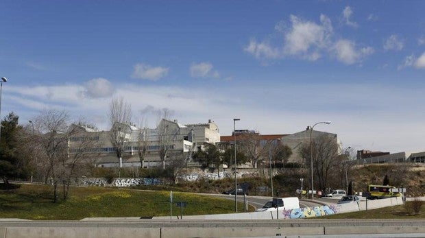 La antigua fábrica de Clesa, todavía sin uso, que será destinada a crear la «ciudad de la Medicina»