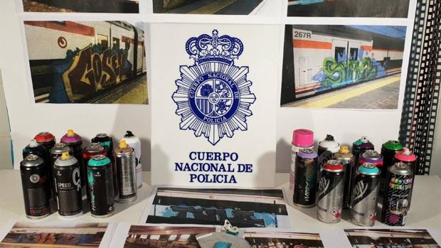 Parte del material incautado a los grafiteros