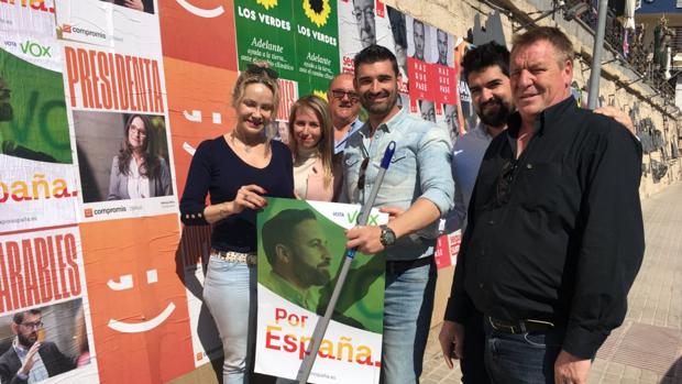El hasta ahora candidato de Vox en Benidorm para las municipales, en la campaña de las generales