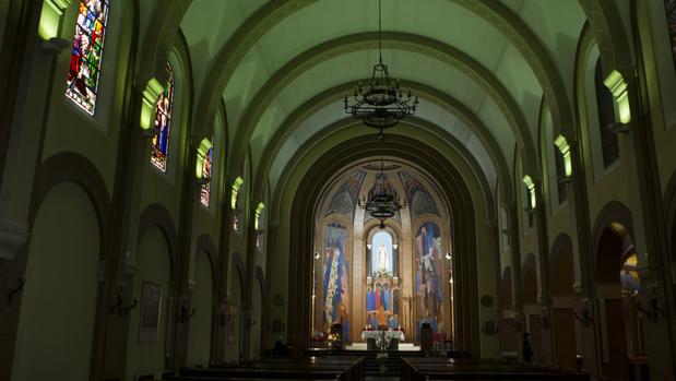 Interior de la Parroquia Virgen Peregrina de Fátima