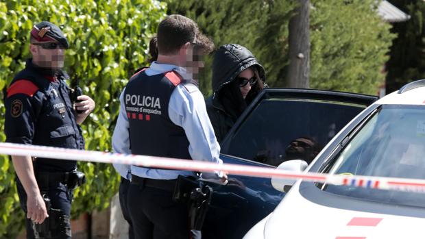 Los Mossos trasladaron en abril de 2018 a Rosa Peral a su domicilio para estar presente en un registro