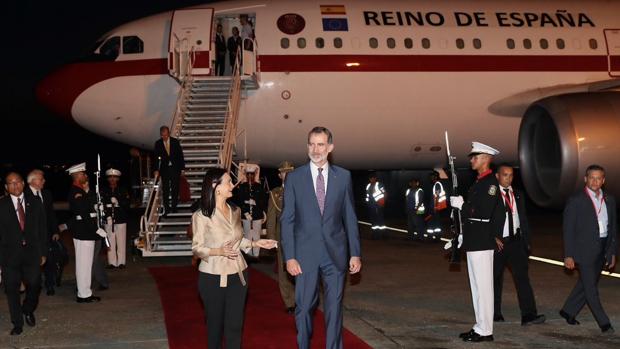 El Rey, a su llegada a Panamá