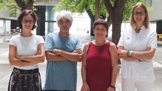 De izquierda a derecha Mar Iglesias, Lluís Espinosa, Anna Bigas y Clara Montagut.