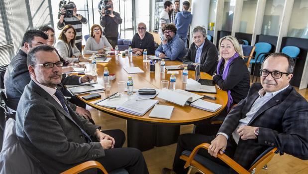 Imagen de archivo de una de las reuniones del Consejo Rector de À Punt