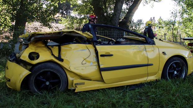El coche siniestrado el domingo en Galisancho (Salamanca)
