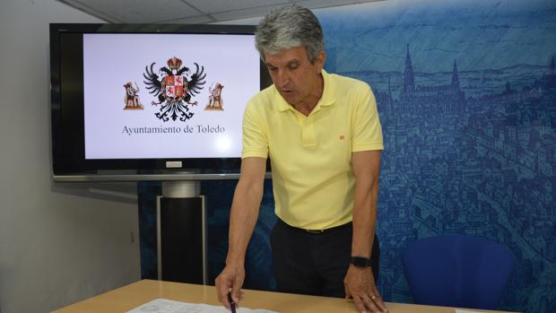 José Pablo Sabrido durante la rueda de prensa de presentación del suelo urbanizable en el polígono industrial