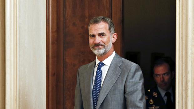 Don Felipe ha decidido retrasar unos días su traslado a Mallorca para atender asuntos oficiales