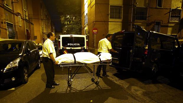 El cadáver de un pandillero latino asesinado en Vallecas