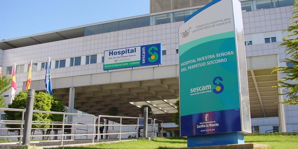 Amenazan con un cuchillo a dos sanitarias en una casa en La Gineta