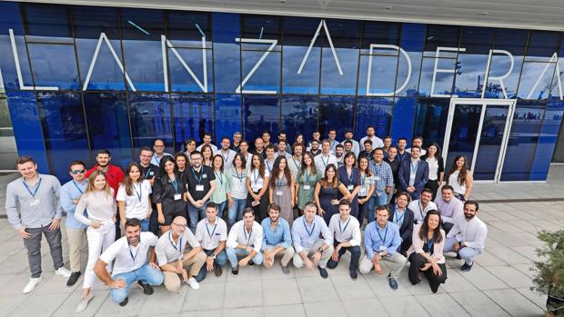 Imagen de los nuevos emprendedores de la Lanzadera de Juan Roig
