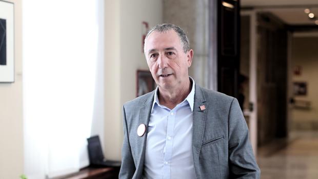 El portavoz parlamentario de Compromís, Joan Baldoví, se dirige a la Junta de Portavoces del Congreso de los Diputados en Madrid
