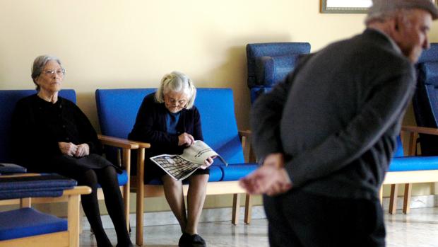 Las cifras de mayores que viven solos se disparan en la Comunidad