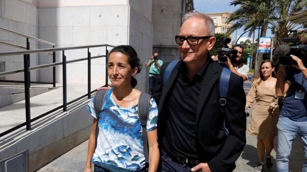La madre de Gabriel Cruz, Patricia Ramírez, este martes, a su llegada a la Audiencia de Almería