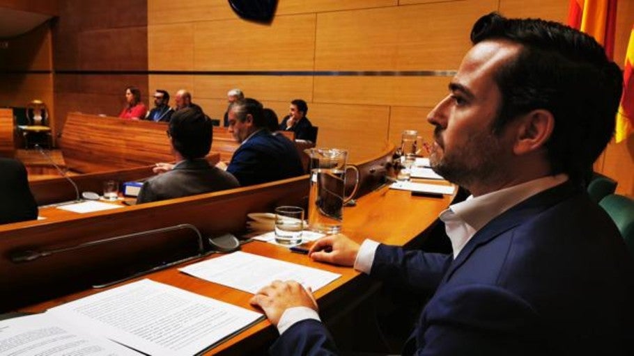 Vox pide una ley contra la violencia «intrafamiliar» y sin