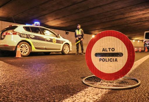Night traffic control of agents