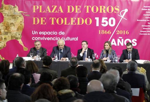 Page in a cultural event for the 150th anniversary of the Toledo bullring on February 17, 2016