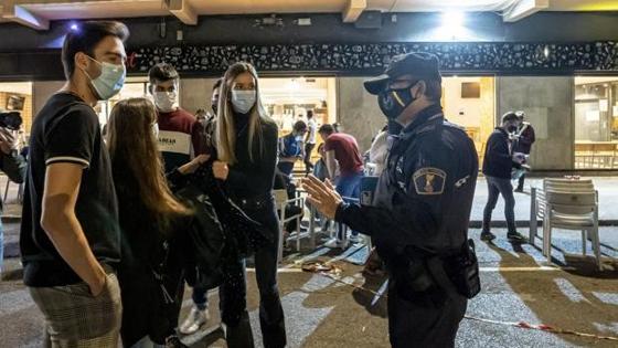 Imagen de archivo de agentes de la Policía Local en Valencia