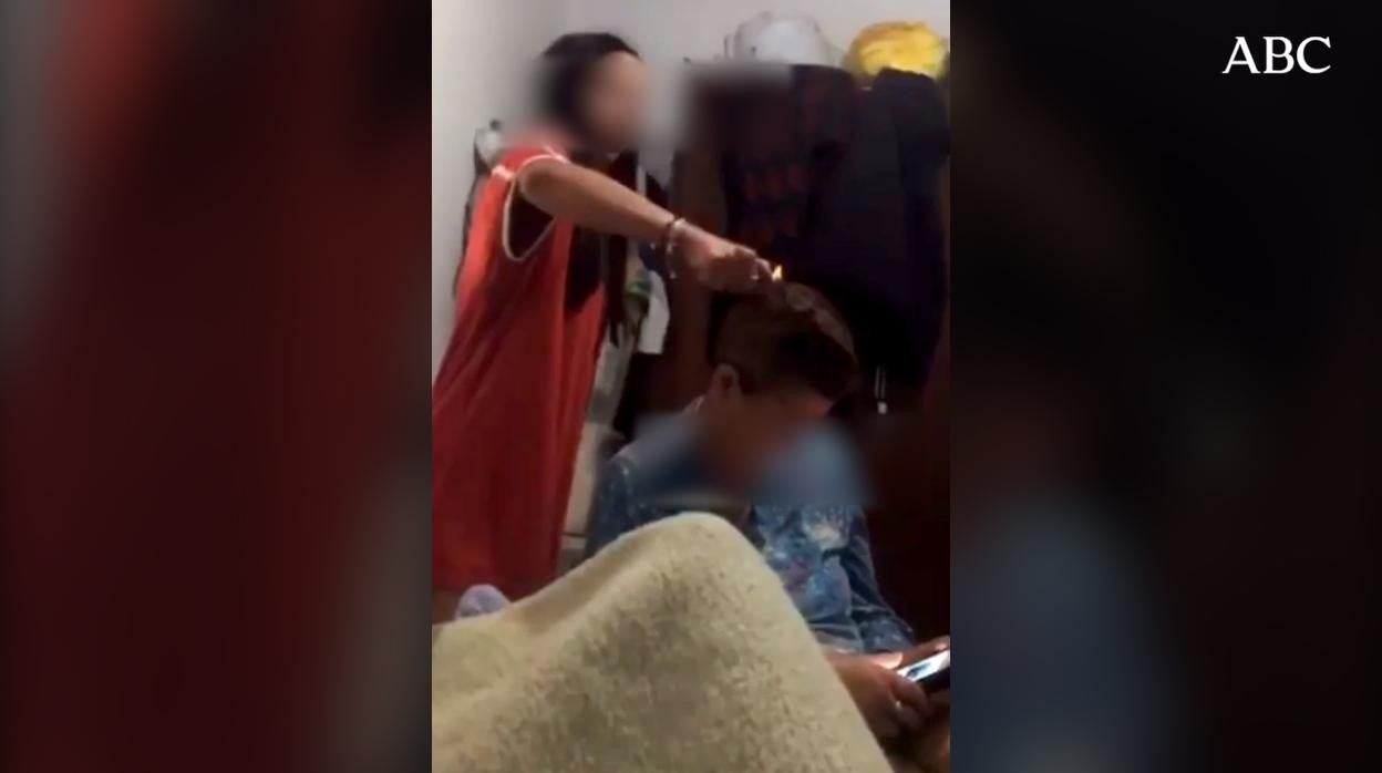 Two minors under 15 burn with a lighter and shave a 65-year-old disabled woman in Cádiz