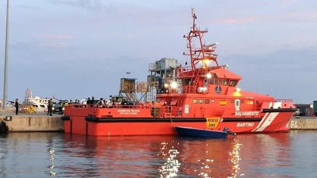 Llegan 113 inmigrantes a Baleares a bordo de seis pateras procedentes de Argelia Salvamento-iniza-klTG--620x349@abc