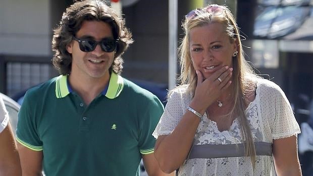 Toño Sanchís y Belén Esteban en una imagen del pasado verano