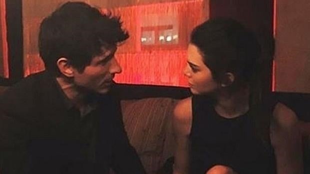 Los dos modelos compartieron la instantánea en sus respectivas redes sociales
