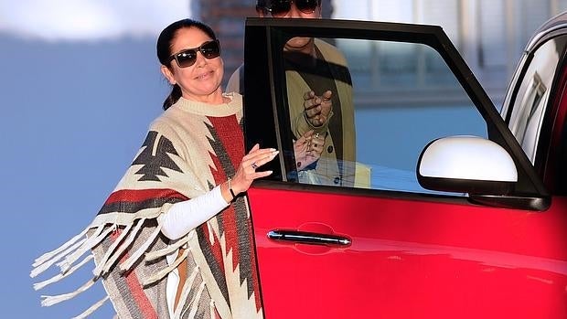 Isabel Pantoja a su salida de la cárcel en junio de 2015