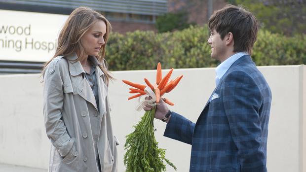 Una secuencia de Natalie Portman y Ashton Kutcher durante el rodaje de «No Strings Attached»