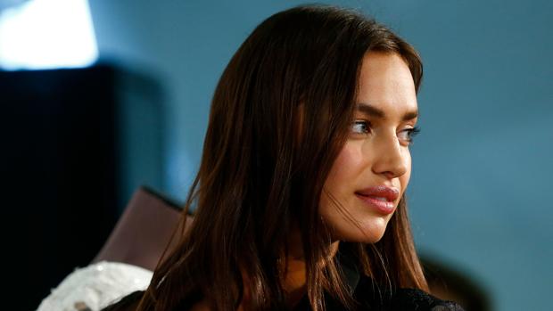 Irina Shayk, ayer, en la sede de Pronovias