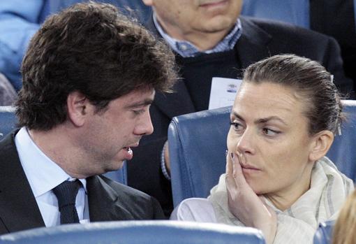 Andrea Agnelli junto a su exmujer, Emma Winter, en 2010